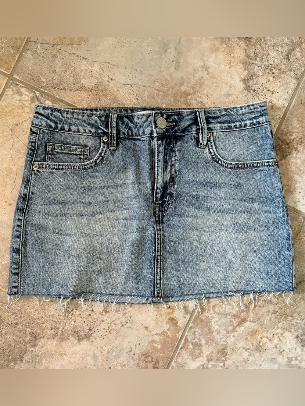 YMI Light Wash Distressed Jean Denim Mini Skirt 7/28 Cotton Raw Hem Y2K Retro